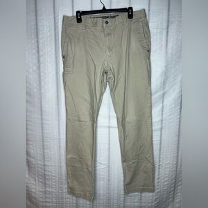 Duluth Trading Pants Mens Size 34x30 Beige Slim Fit Flex Ballroom Khakis 361